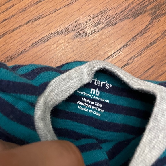 Carters Footie Pajamas size NB dinosaur - Picture 4 of 4